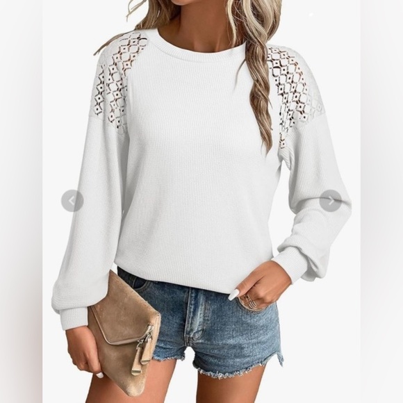 Tops - White Ribbed Sweater with Lace Shoulder Detail | XL | NWT